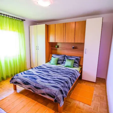 Appartamento Kuca Za Odmor Luca Posedarje